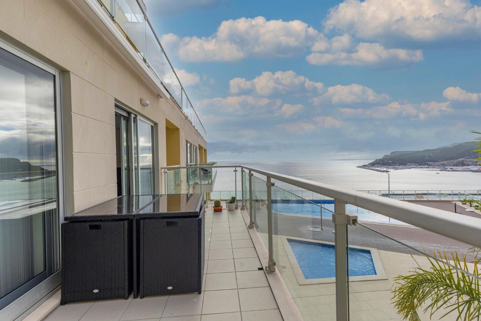 Cliffs Apartment - Astonishing View Over Sesimbra Bay By Trip2Portugal מראה חיצוני תמונה